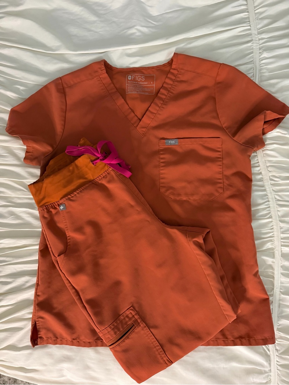 FIGS Women’s Scrub Set in Burnt Orange with Waistband and Pink Drawstring